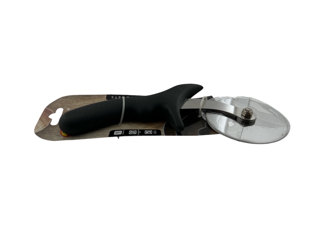 R11001 RAJ PIZZA CUTTER BLACK HANDEL 4