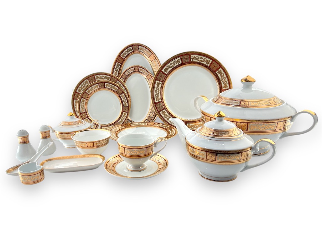 HL4225 151 PCS DINNER SET NEW